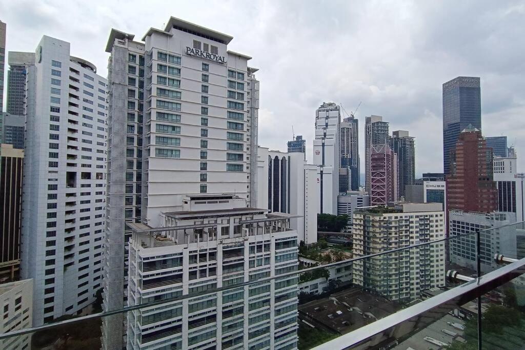A05 Bukit Ceylon Kl Tower View Balcony Apartment กัวลาลัมเปอร์ ภายนอก รูปภาพ
