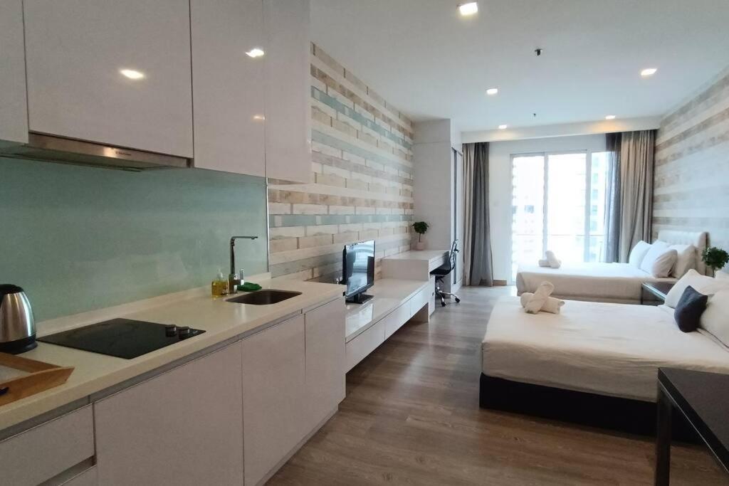 A05 Bukit Ceylon Kl Tower View Balcony Apartment กัวลาลัมเปอร์ ภายนอก รูปภาพ
